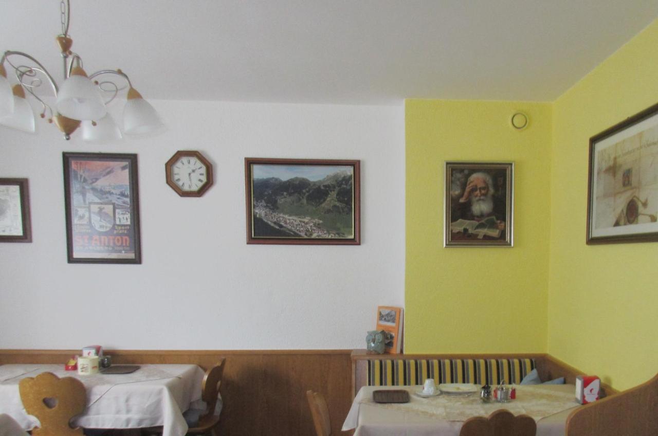 Haus Fallesin Σανκτ Αντόν αμ Άλμπεργκ Εξωτερικό φωτογραφία